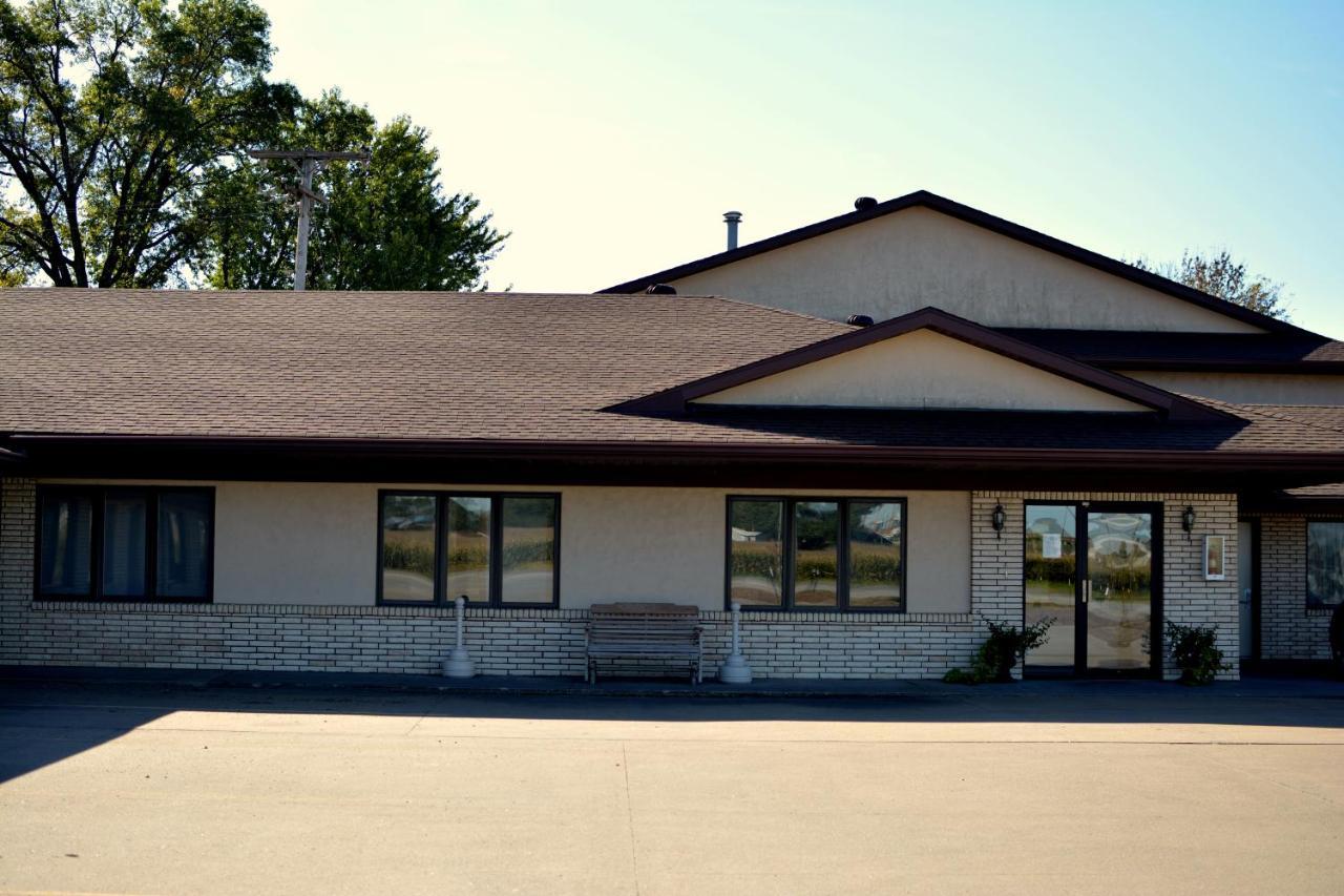 Dutch Country Inn Kalona المظهر الخارجي الصورة
