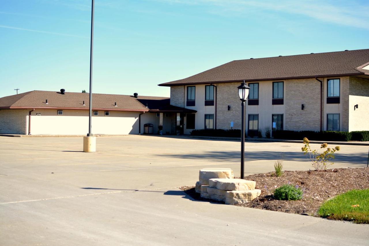 Dutch Country Inn Kalona المظهر الخارجي الصورة